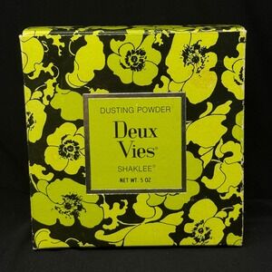 Deux Vies Shaklee Dusting Powder 5 oz Puff Botanical Scent Body Fragrance Disc